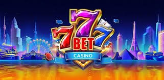 ii789 APP မိုဘိုင်းဖုန်းပေါ်မှ Sports Casino Esports ကစားနေမြင်ကွင်း